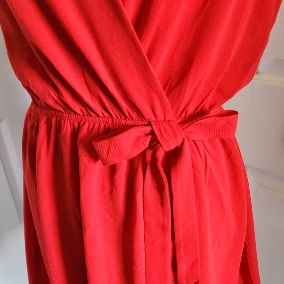 Monteau Vibrant Red Garment - Picture 6 of 6